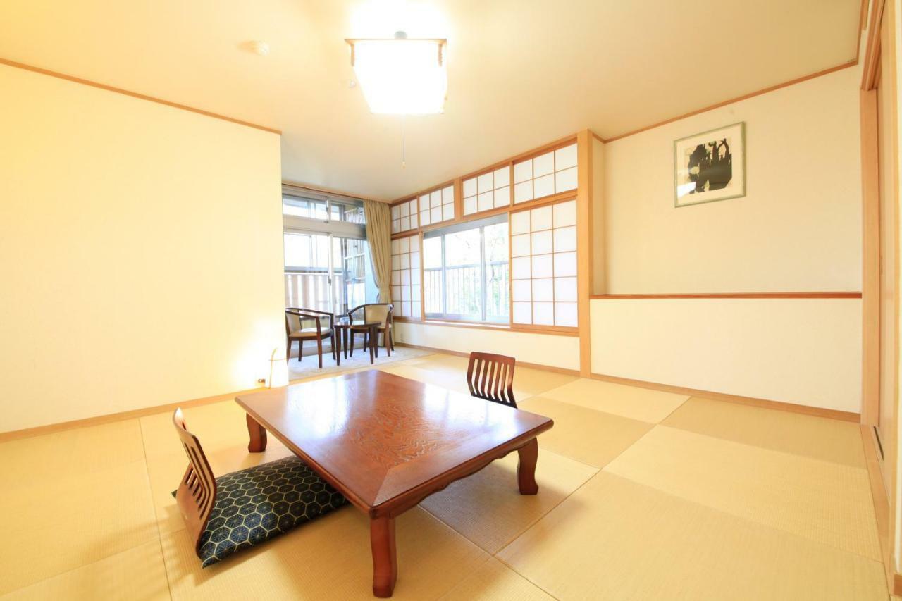 Kkr Hakone Miyanoshita Hotel Exterior photo